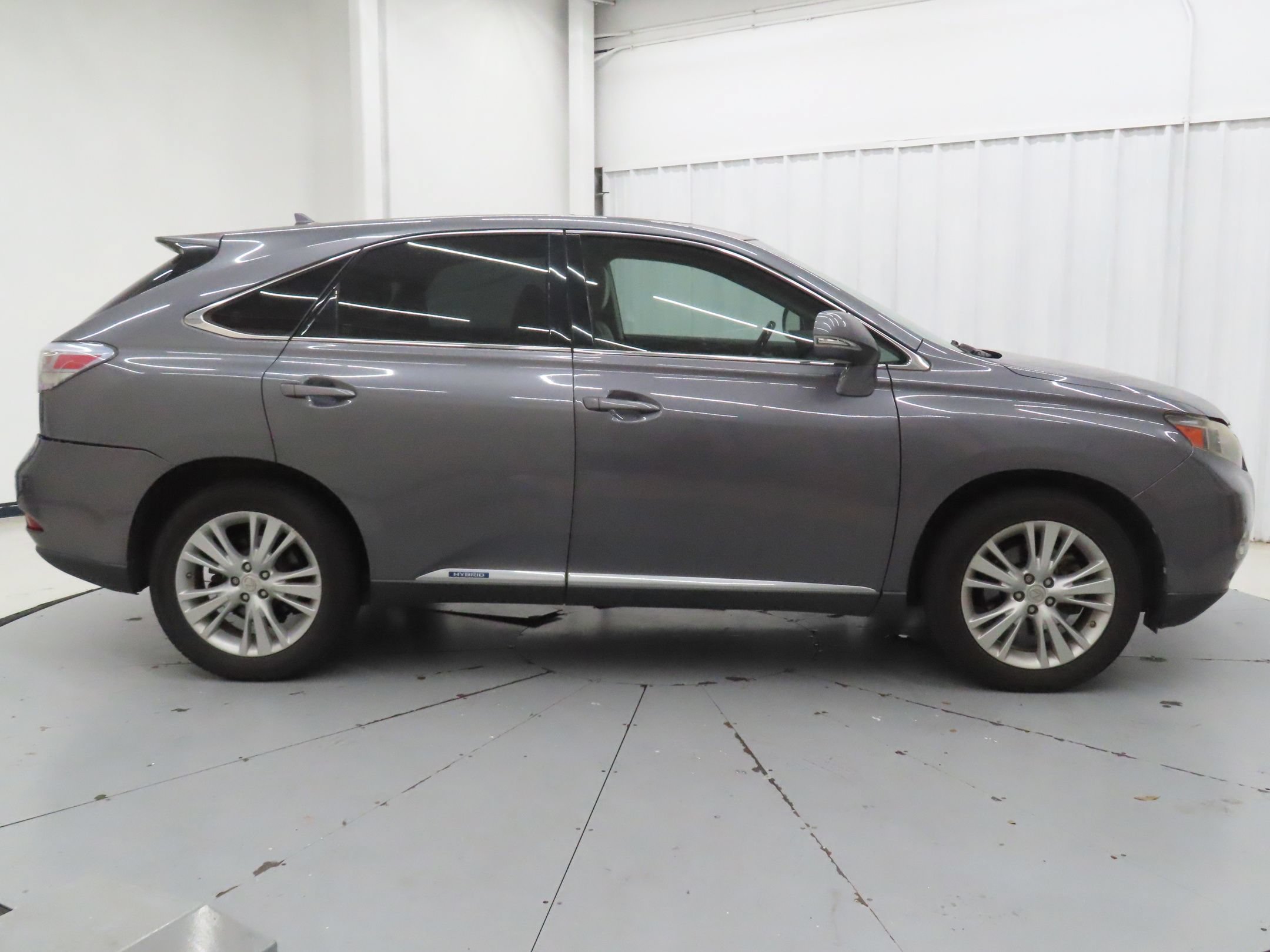 Used 2012 Lexus RX 450h FWD w/ Premium Pkg image 2