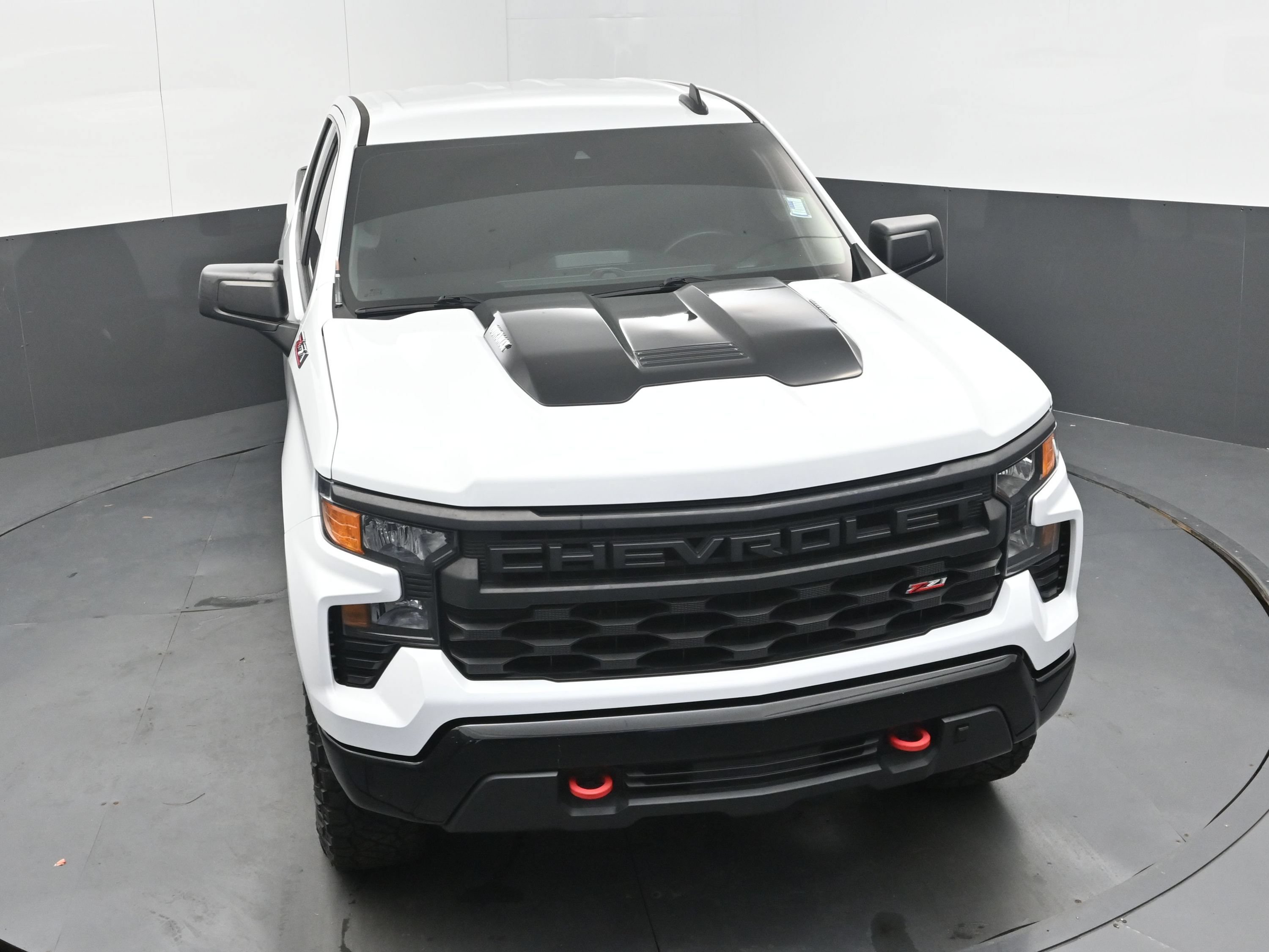 Used 2022 Chevrolet Silverado 1500 Custom Trail Boss w/ LPO, Dark Essentials Package AWD/4WD image 40