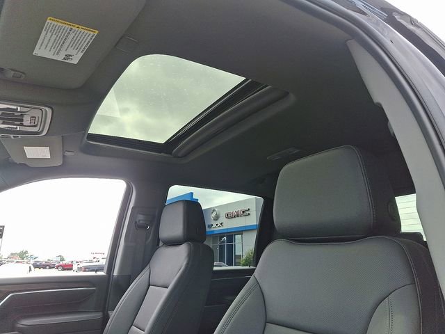 New 2025 GMC Sierra 3500 SLT w/ SLT Premium Package image 11