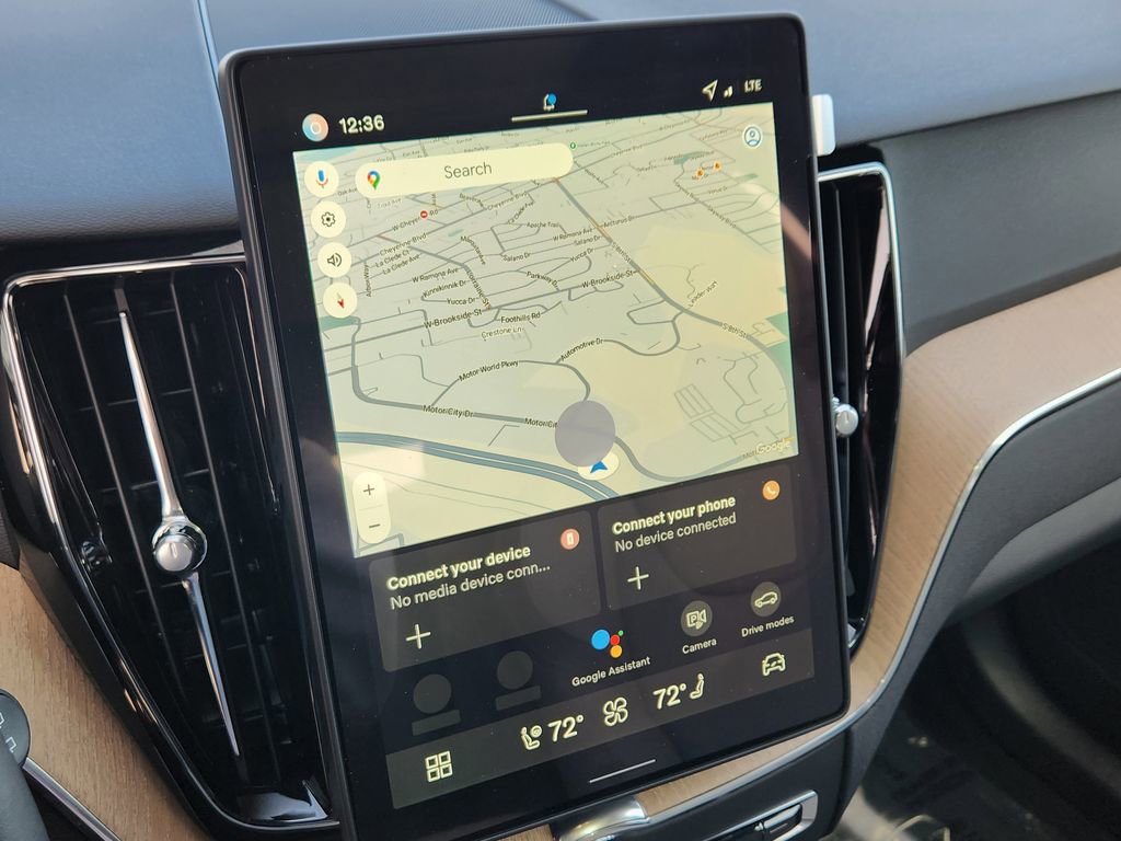 New 2026 Volvo XC60 T8 Plus w/ Protection Package Premier image 7