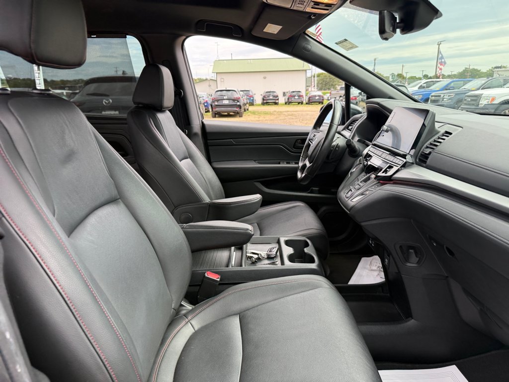 Used 2025 Honda Odyssey Sport-L image 39