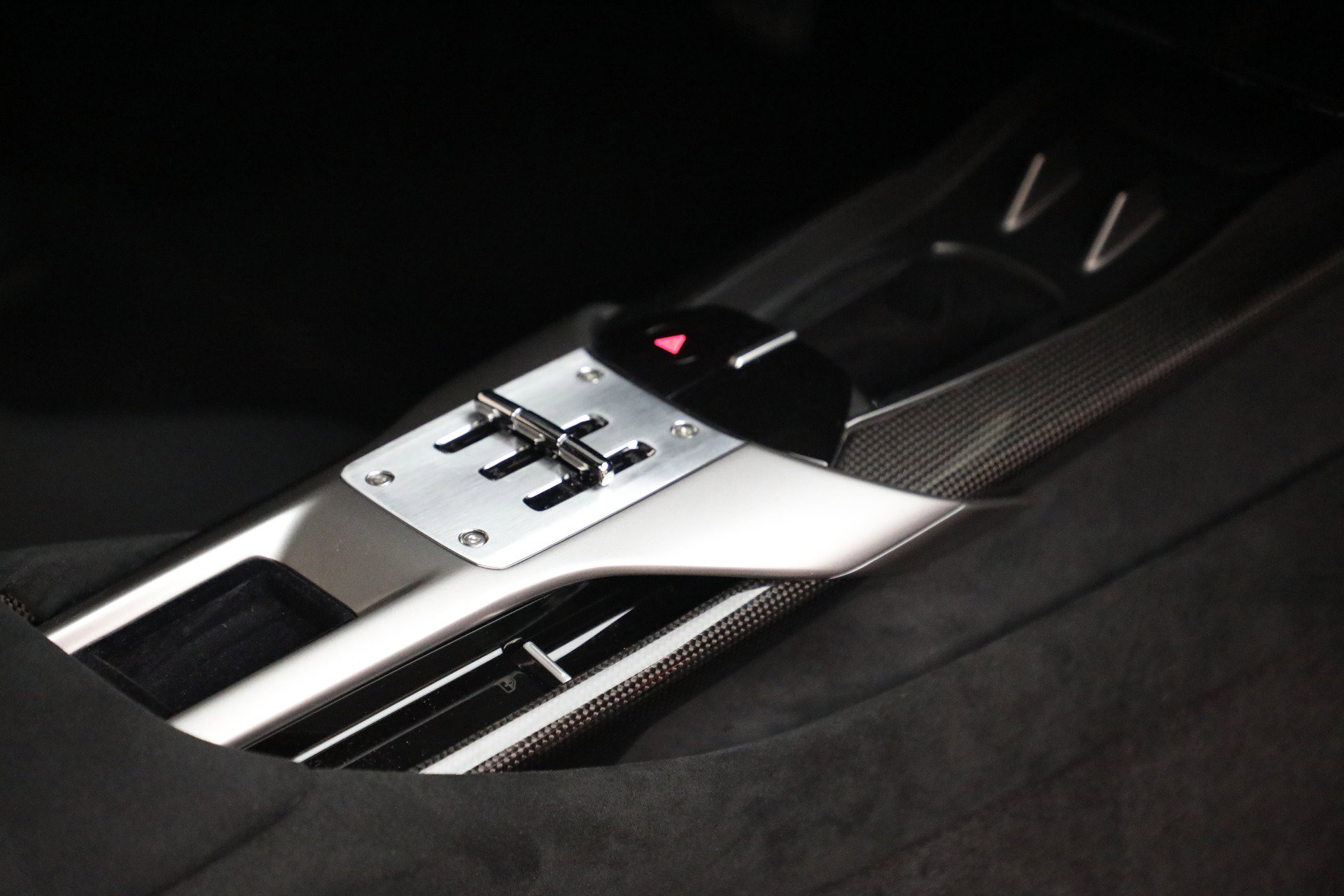 Certified 2025 Ferrari 12Cilindri image 25