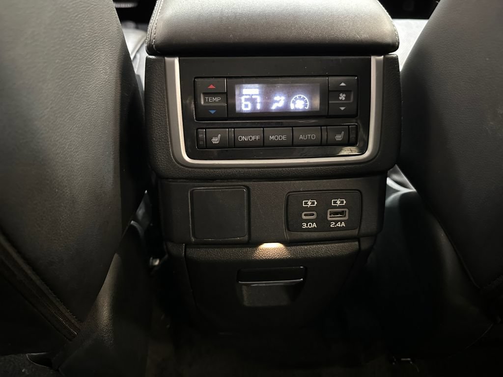 Used 2023 Subaru Ascent Limited AWD/4WD image 32
