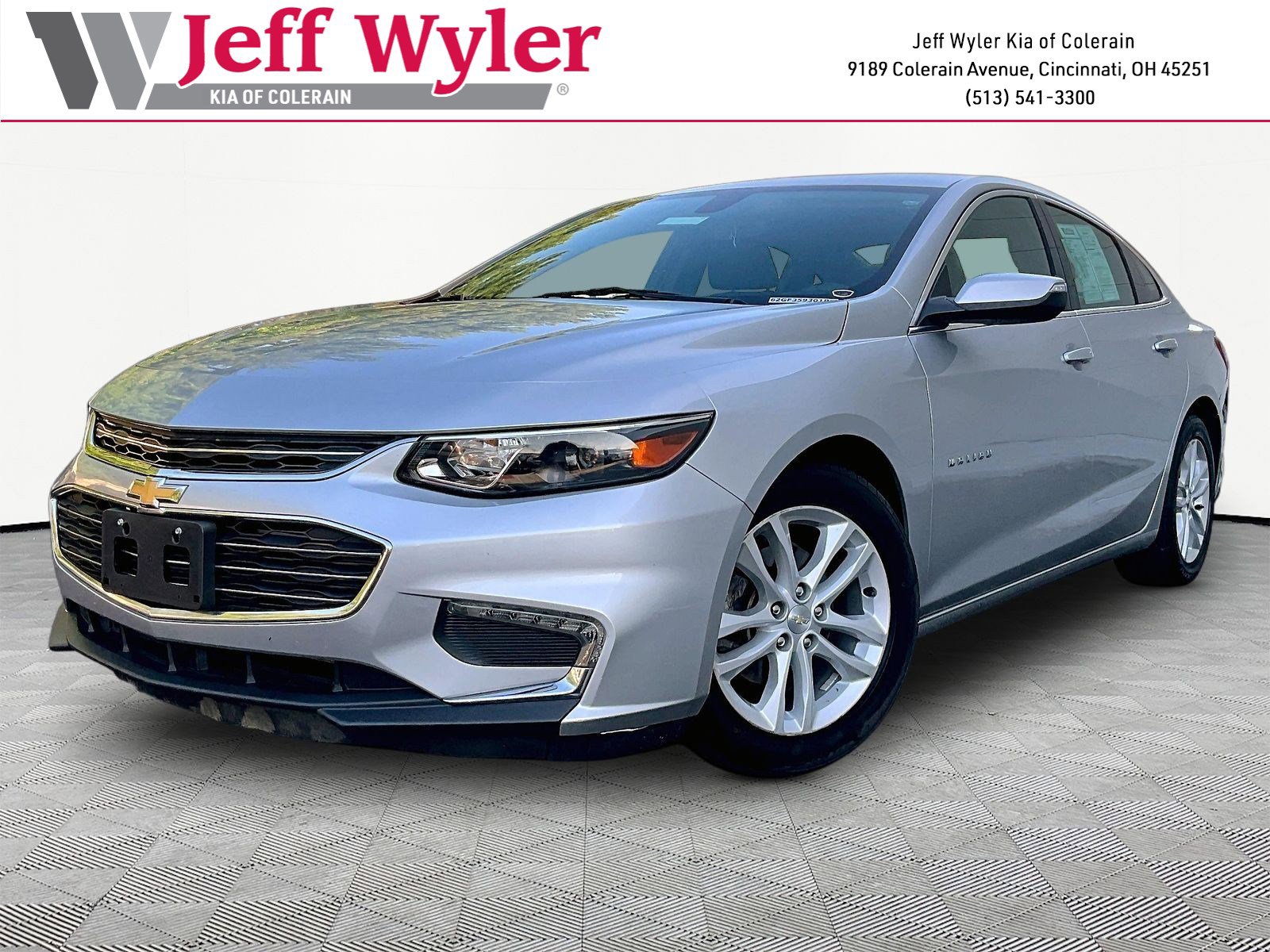 Used 2016 Chevrolet Malibu LT FWD image 1