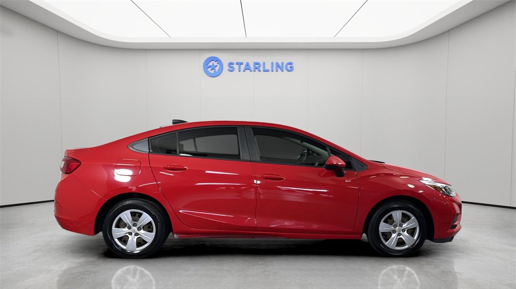 Used 2018 Chevrolet Cruze LS image 11