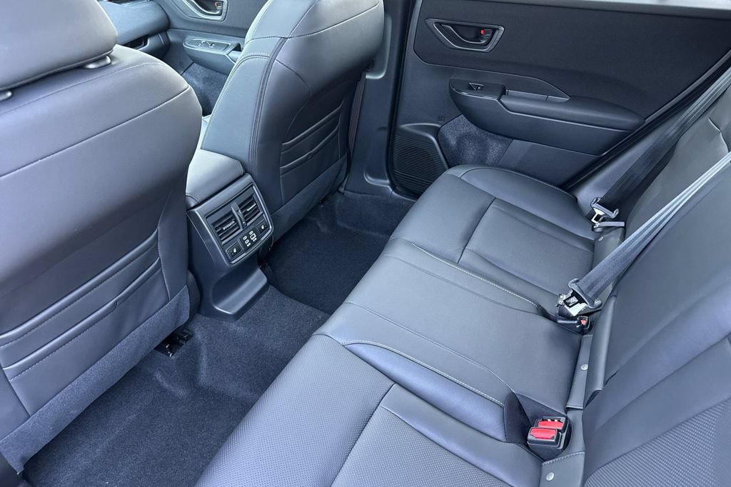 New 2026 Subaru Outback Limited AWD/4WD image 13
