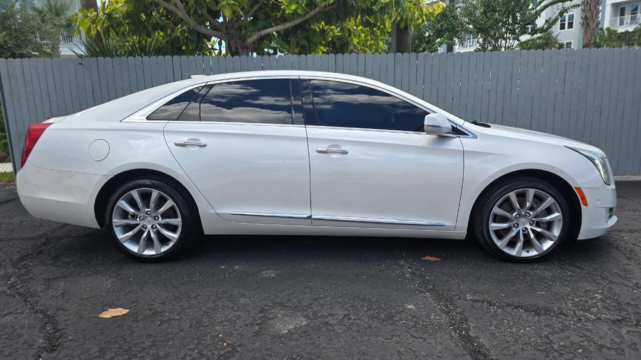 Used 2017 Cadillac XTS Luxury image 2