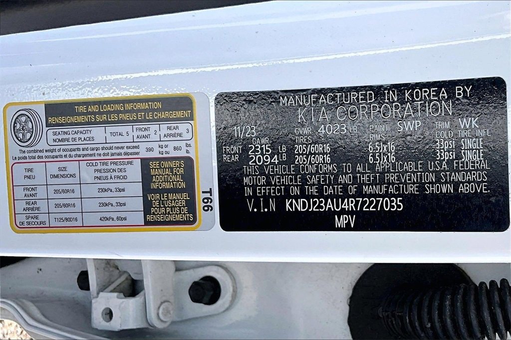 Certified 2024 Kia Soul LX w/ Option Group 015 image 33