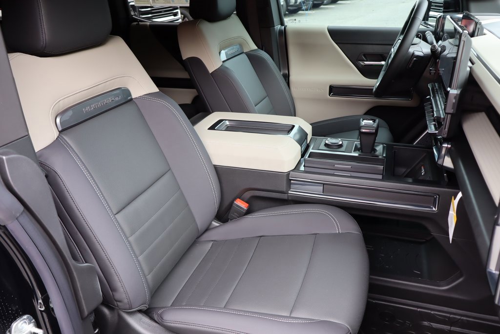 New 2026 GMC Hummer EV SUV w/ LPO, Dark Essentials Package image 29