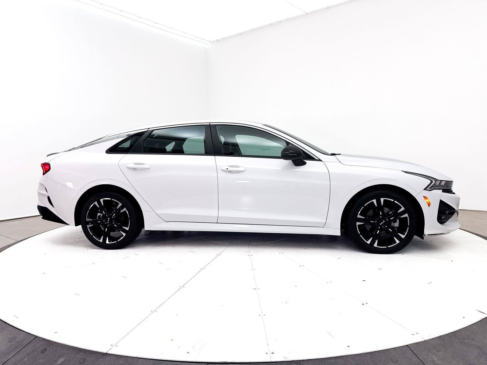 Used 2024 Kia K5 GT-Line w/ GT-Line Premium Package FWD image 41