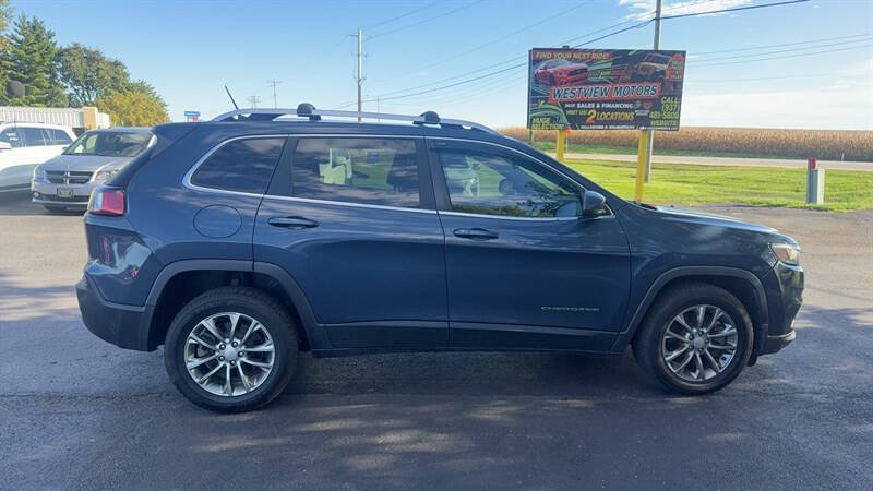 Used 2021 Jeep Cherokee Latitude Lux FWD image 1