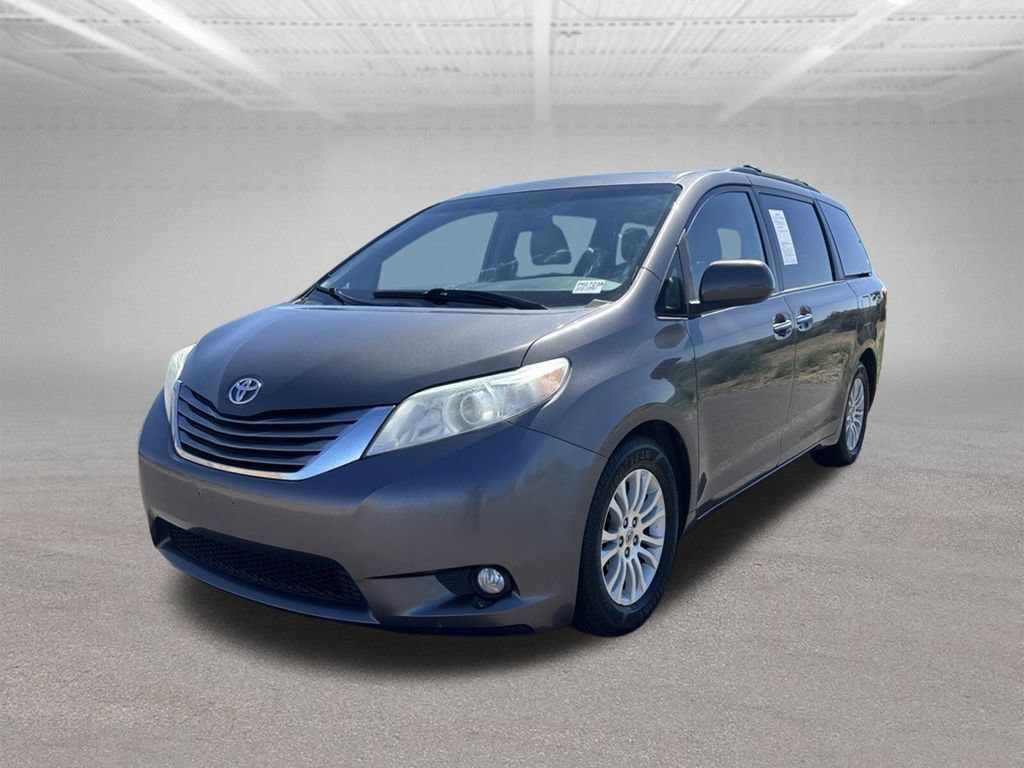 Used 2015 Toyota Sienna XLE w/ XLE Navigation Package