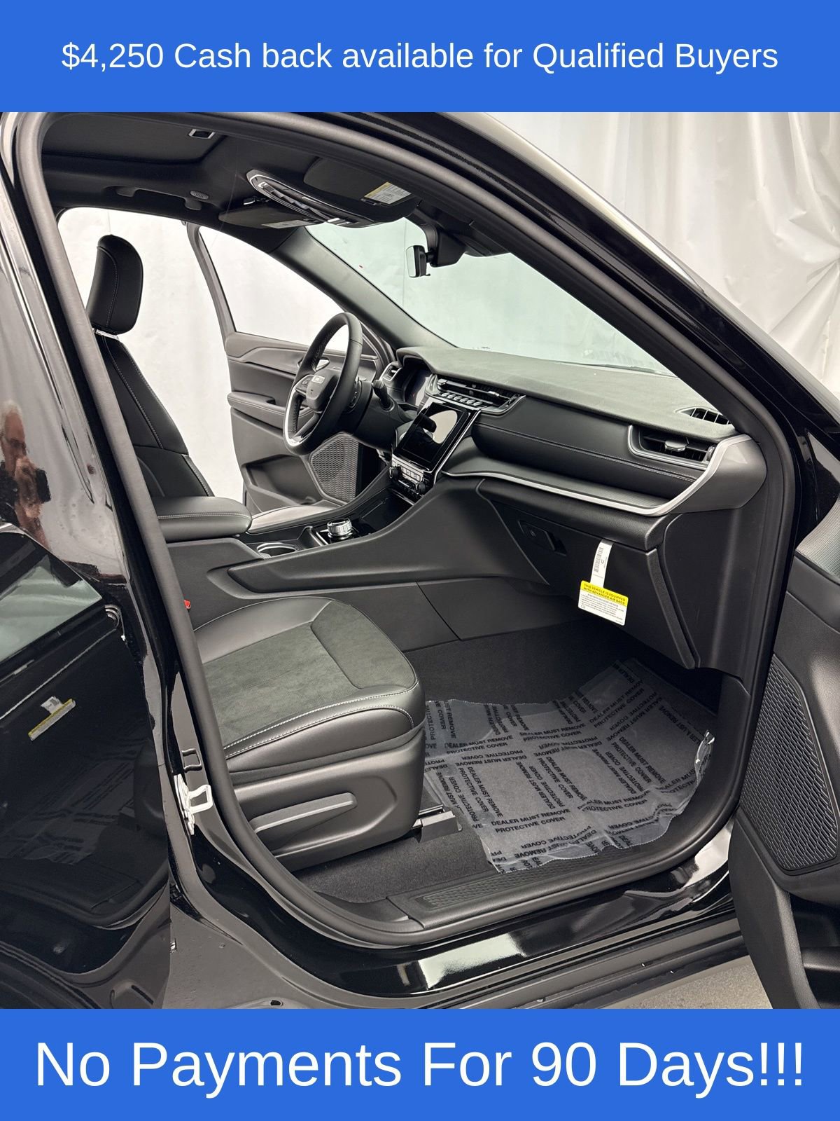 New 2025 Jeep Grand Cherokee Altitude image 28