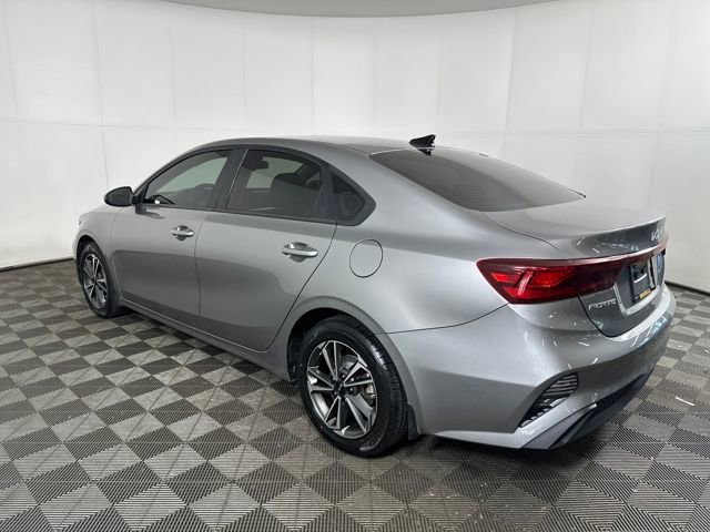 Used 2023 Kia Forte LXS image 5