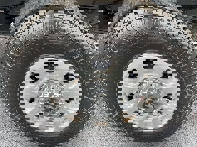 Used 2024 Ford F250 XLT image 30