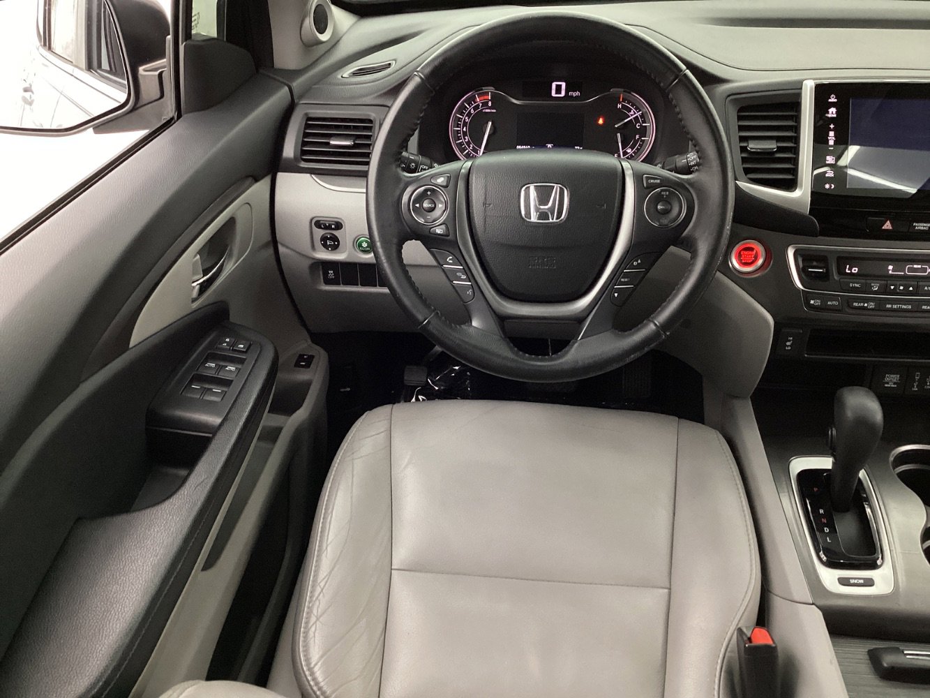 Used 2017 Honda Pilot EX-L image 32