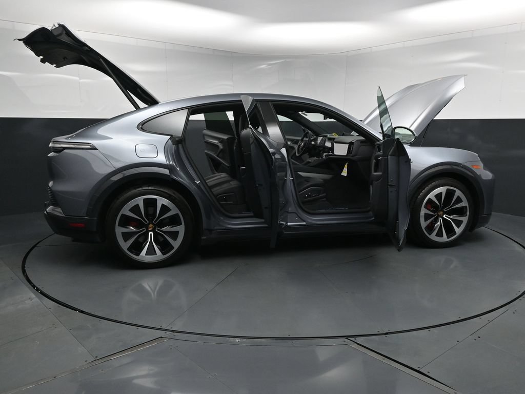 New 2026 Porsche Cayenne S AWD/4WD image 33
