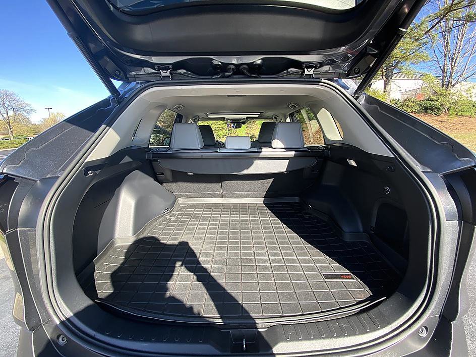 Certified 2023 Toyota RAV4 XLE Premium image 23