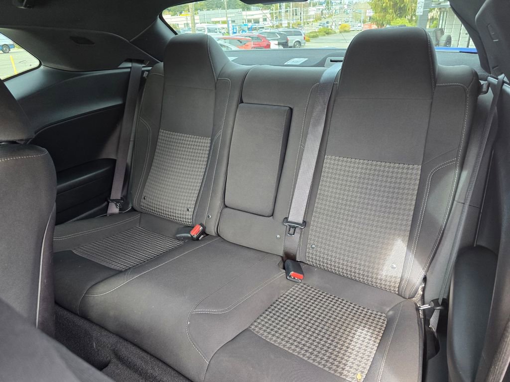 Used 2019 Dodge Challenger SXT image 20