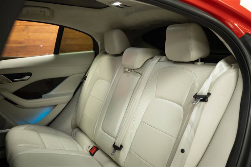 Used 2019 Jaguar I-PACE First Edition image 13