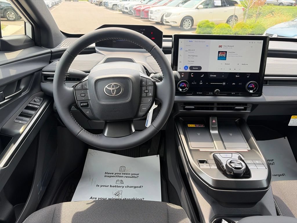 Used 2026 Toyota C-HR AWD/4WD image 22