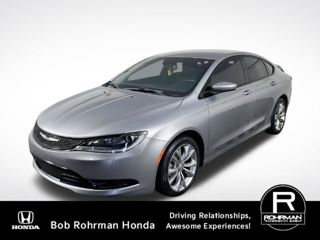 Used 2015 Chrysler 200 S w/ Comfort Group FWD image 1