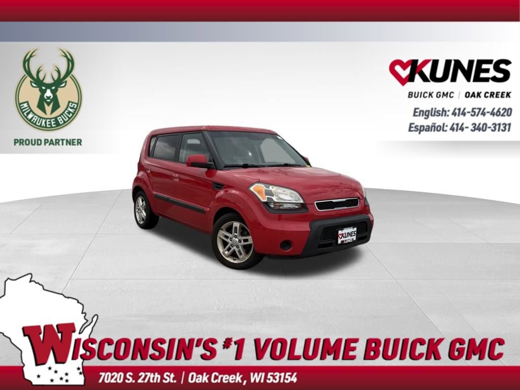Used 2010 Kia Soul + image 1
