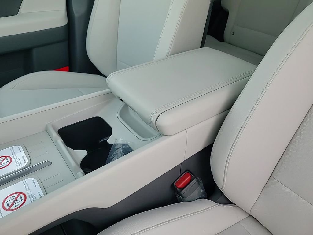 New 2026 Hyundai Santa Fe SE image 21