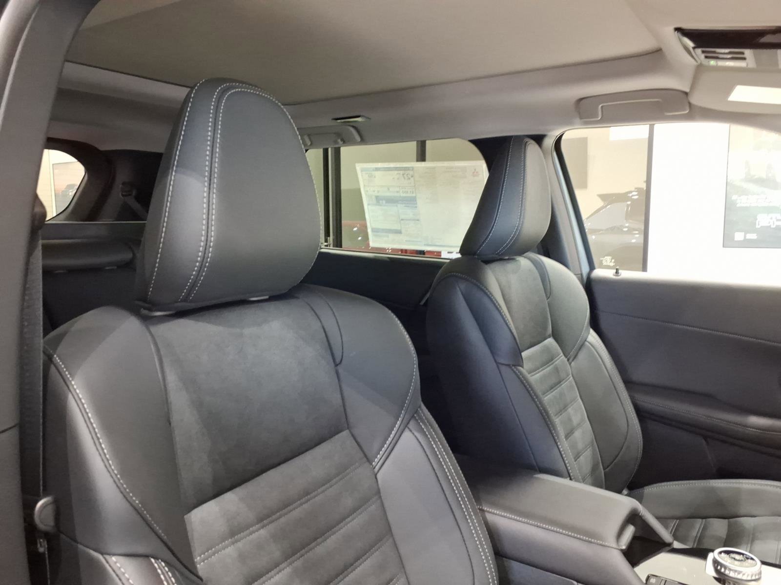 New 2026 Mitsubishi Outlander Trail Edition image 18