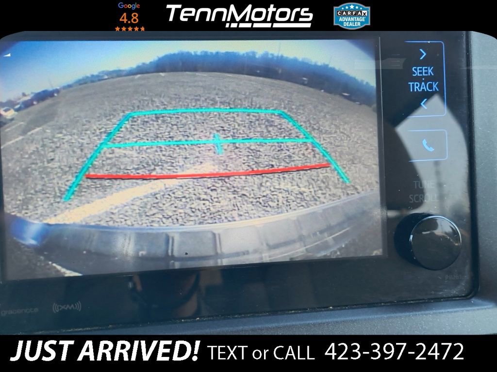 Used 2017 Toyota Sienna LE image 18