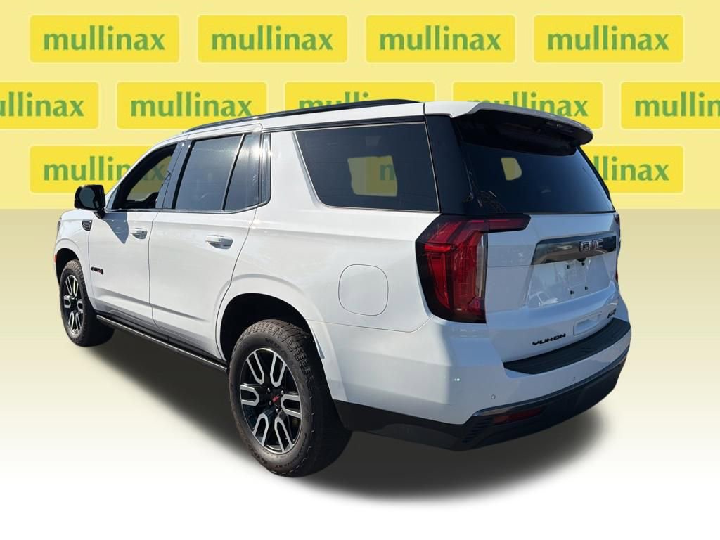 Used 2023 GMC Yukon AT4 w/ AT4 Premium Package AWD/4WD image 8