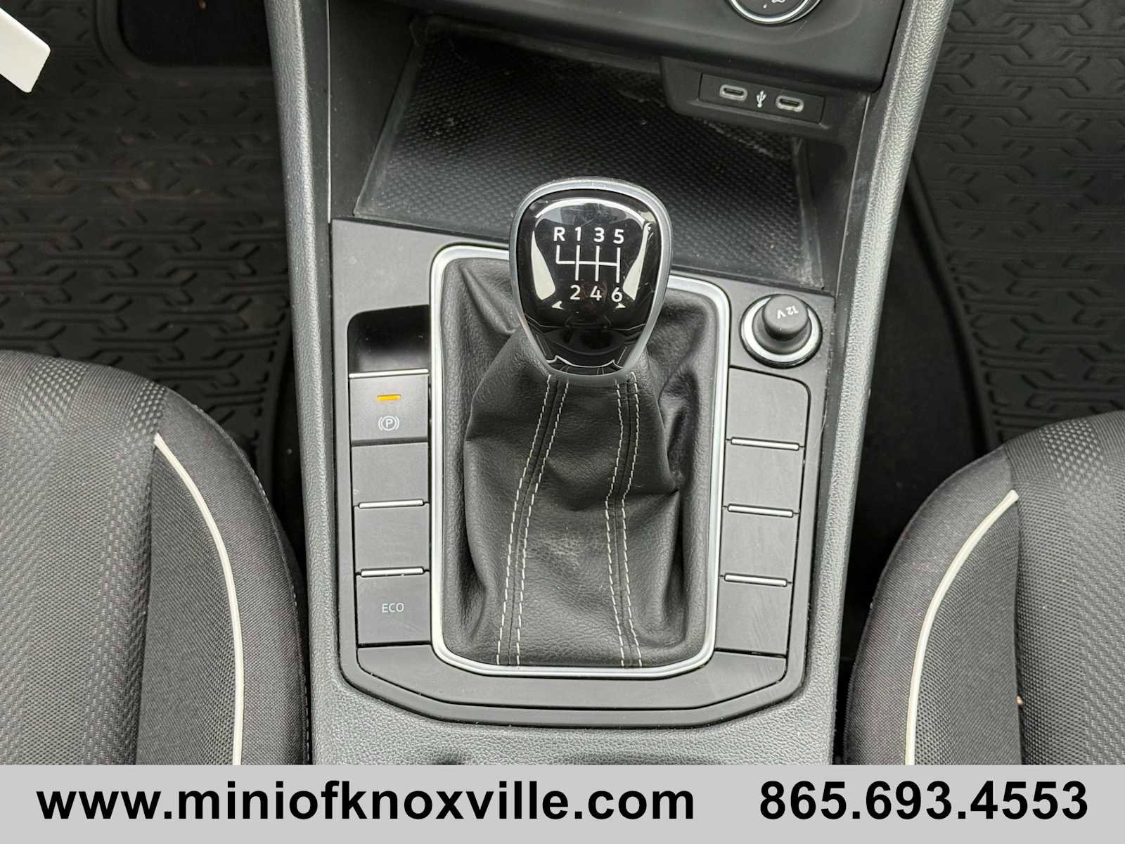 Used 2024 Volkswagen Jetta Sport image 19