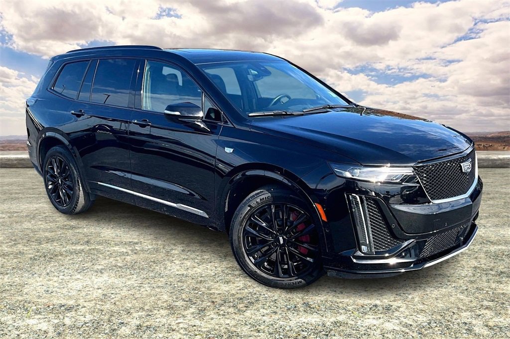 Certified 2022 Cadillac XT6 Sport w/ Technology Package