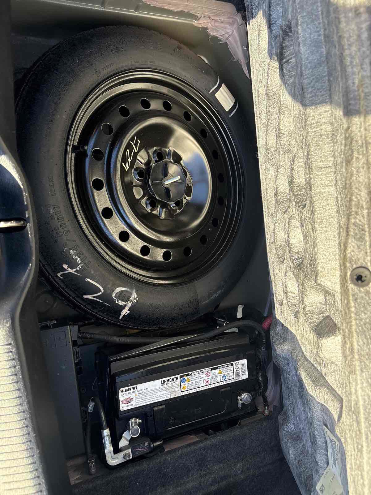 Used 2019 Dodge Charger SXT image 14