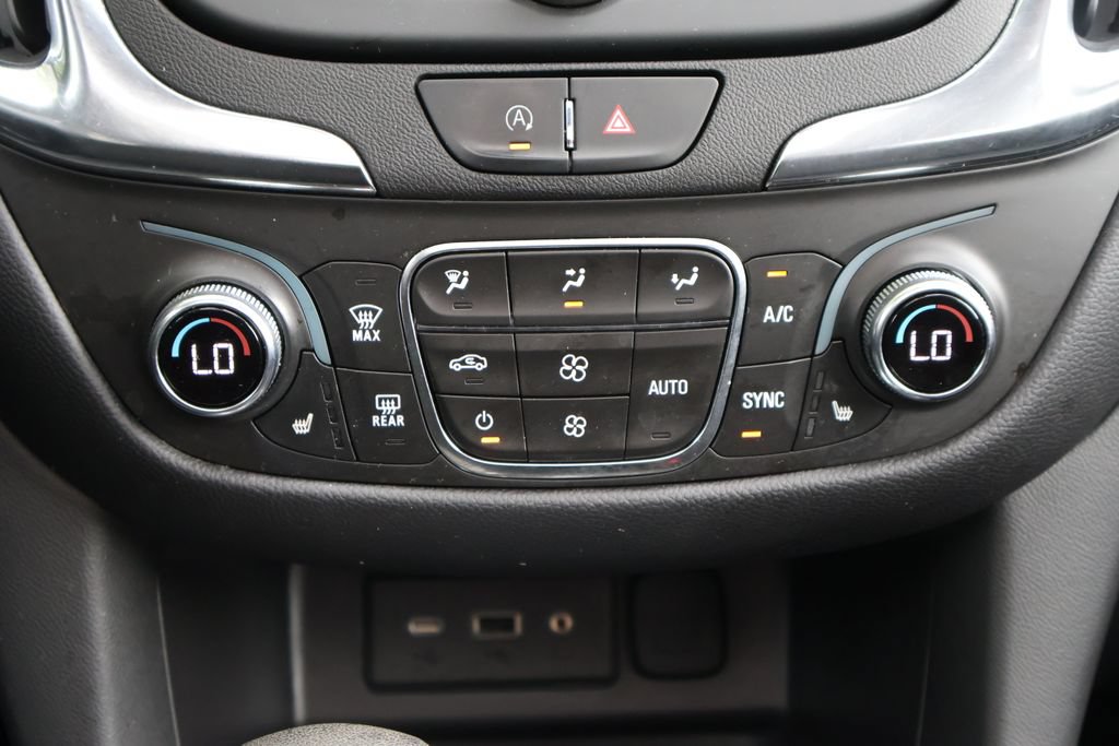 Used 2023 Chevrolet Equinox LT AWD/4WD image 19