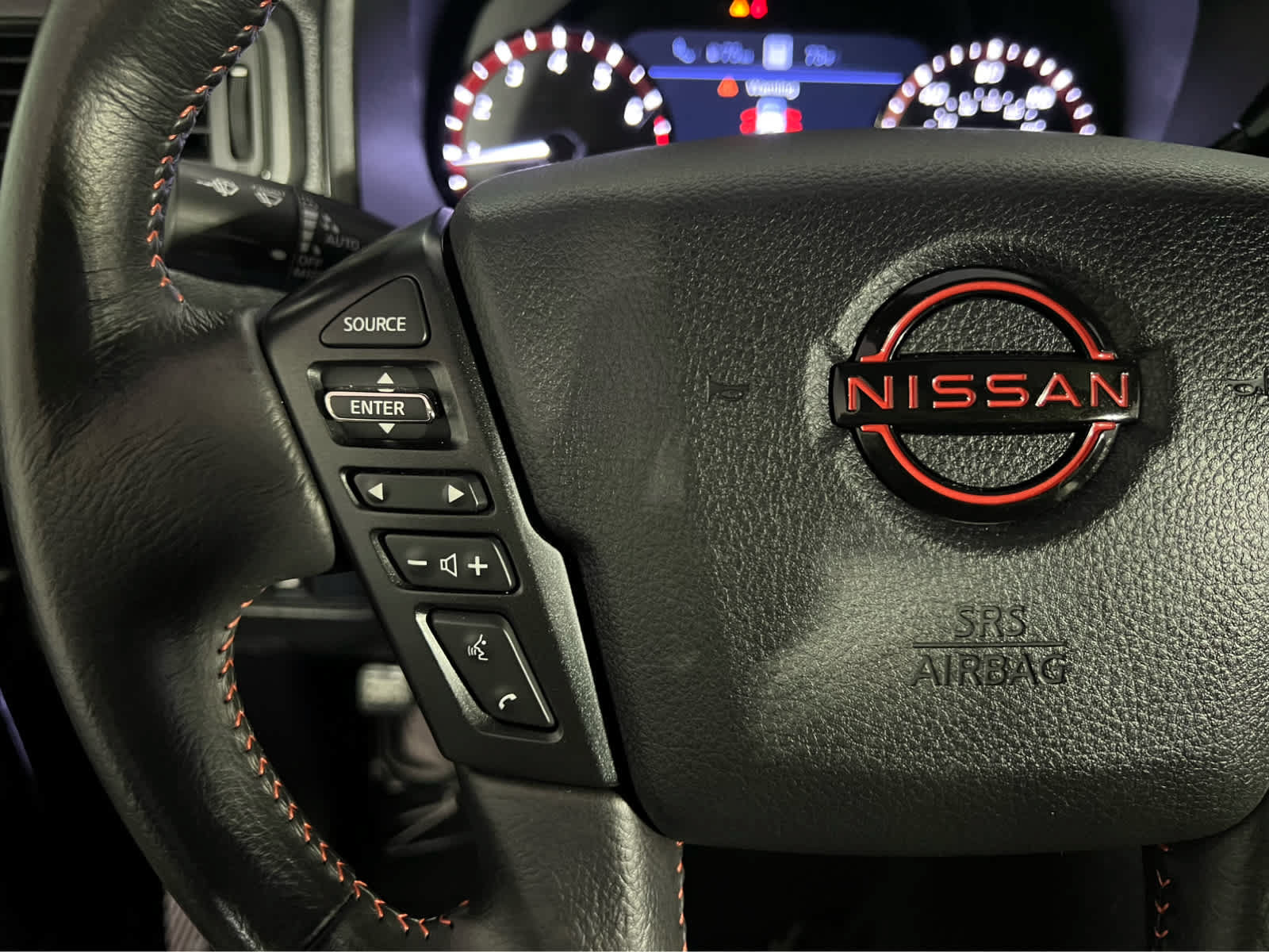 Certified 2024 Nissan Titan PRO-4X w/ Pro-4x Convenience Package AWD/4WD image 19
