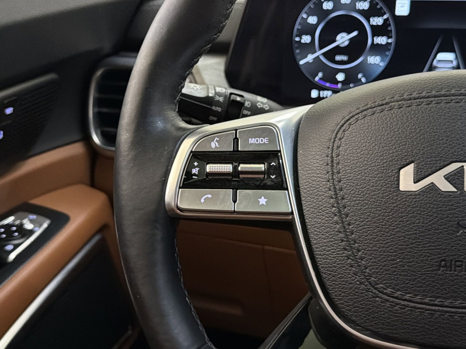 Used 2024 Kia Telluride SX X-Pro AWD/4WD image 34