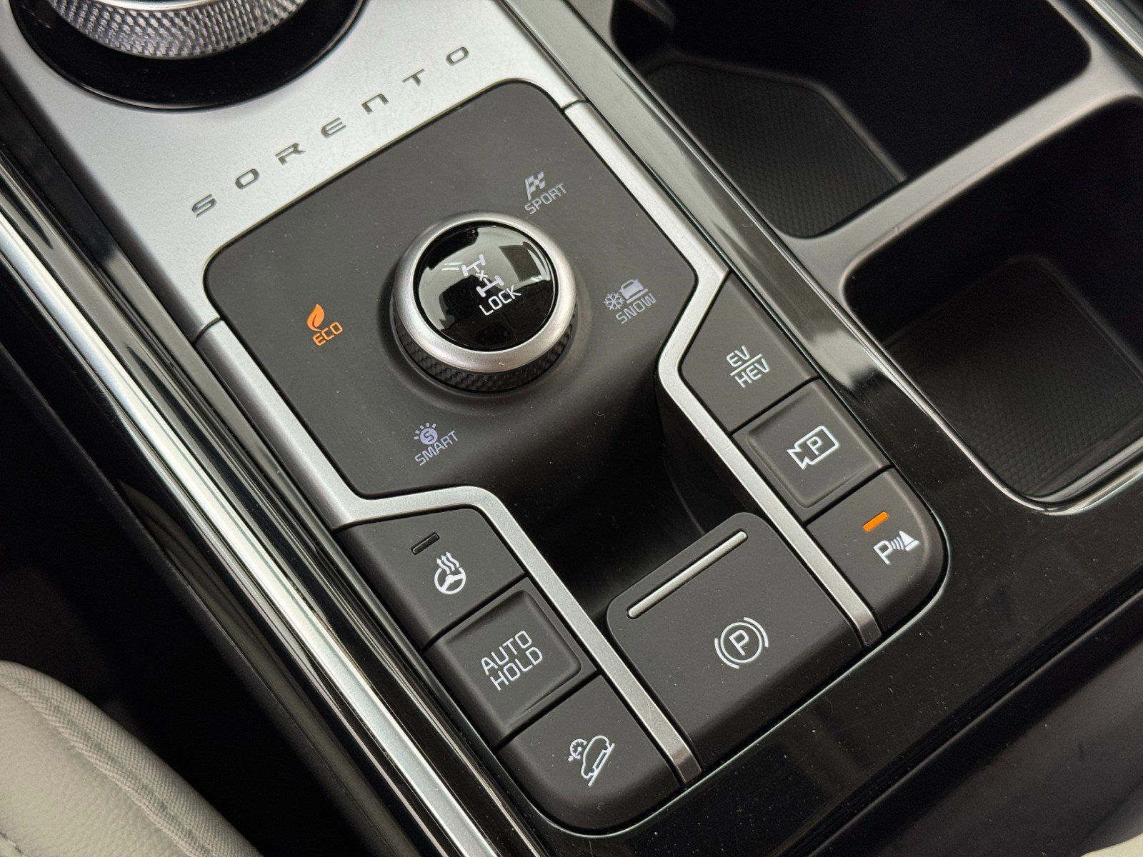 Used 2023 Kia Sorento SX Prestige image 33
