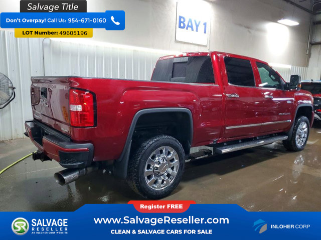 Used 2018 GMC Sierra 2500 Denali w/ Duramax Plus Package AWD/4WD image 4