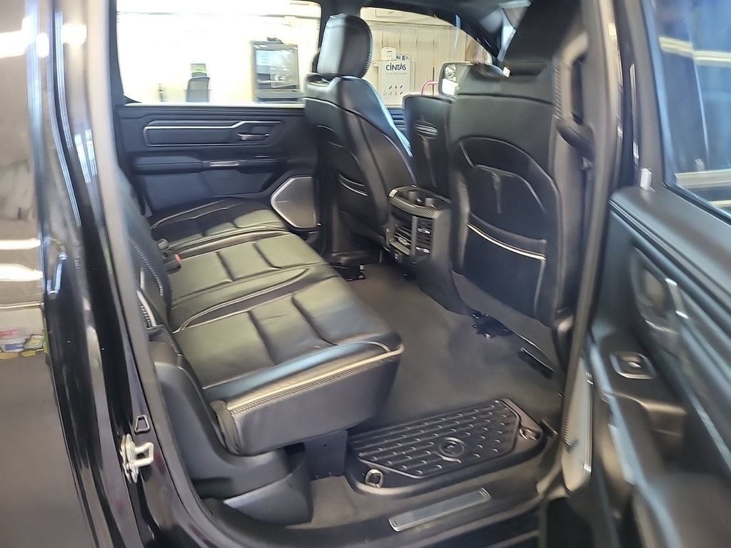 Used 2019 RAM 1500 Limited AWD/4WD image 14