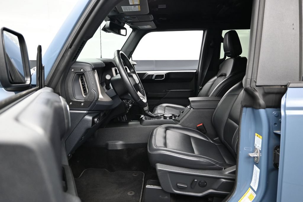 Used 2025 Ford Bronco Outer Banks AWD/4WD image 15