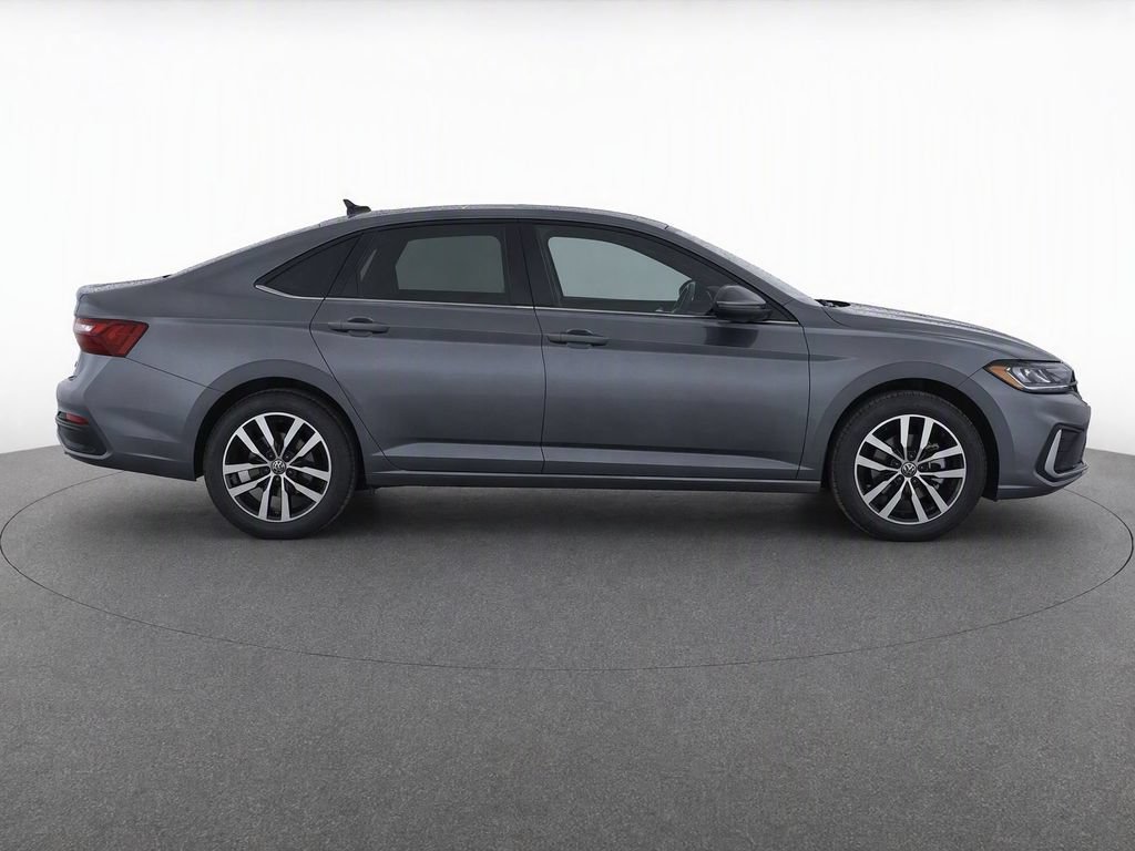 Certified 2026 Volkswagen Jetta SE FWD image 6