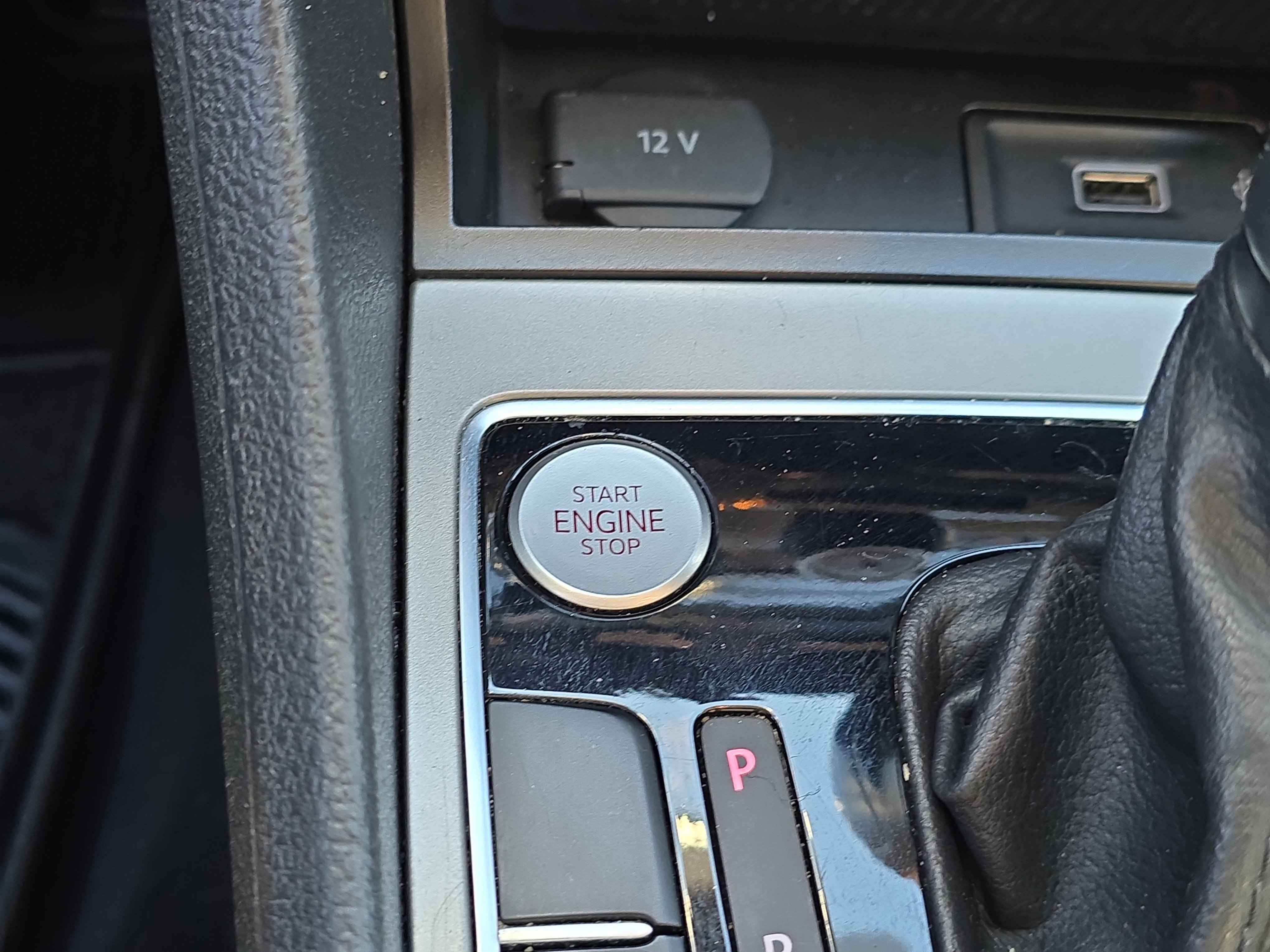 Used 2022 Volkswagen Passat 2.0T SE image 27