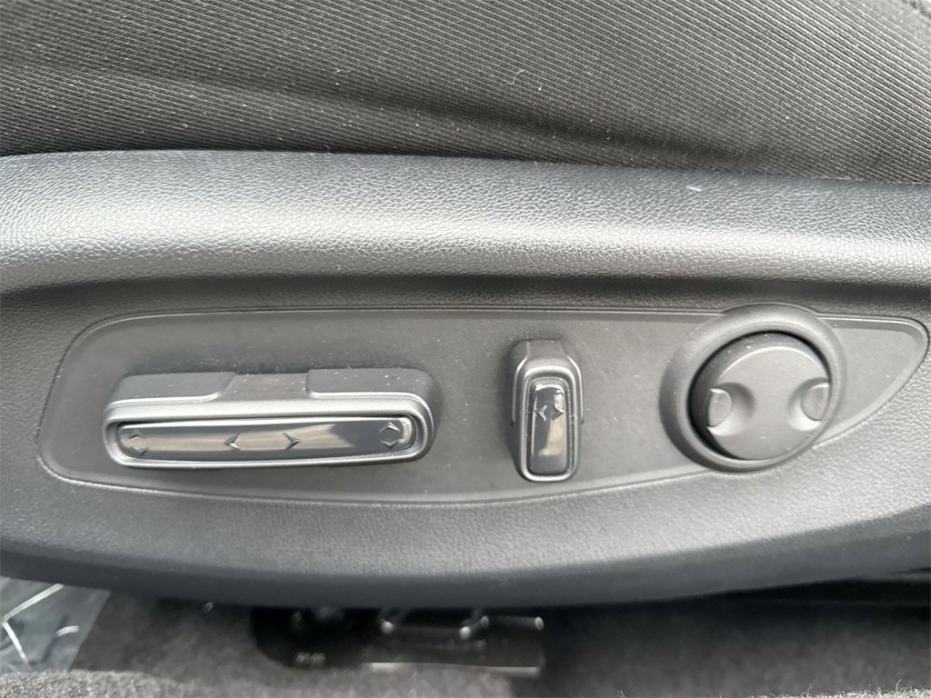 Used 2023 Honda Accord EX image 14