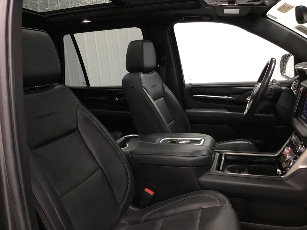 Used 2021 GMC Yukon Denali w/ Denali Premium Package image 49