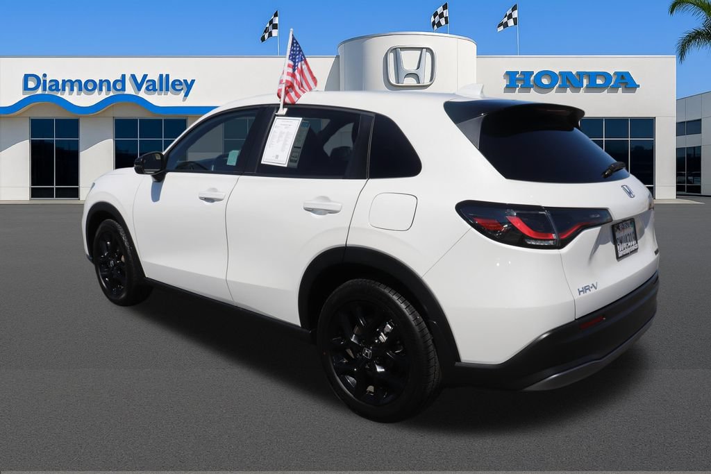 Used 2024 Honda HR-V Sport image 4