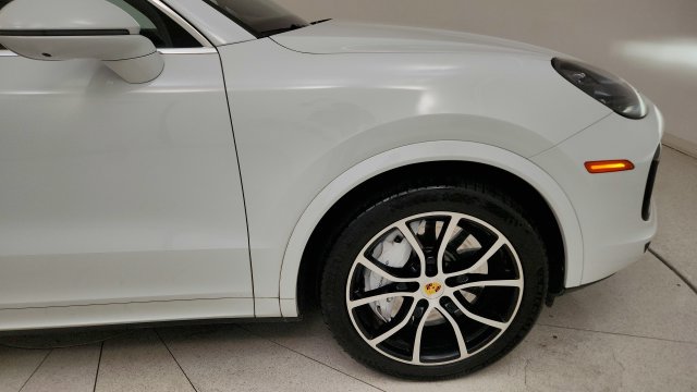 Used 2019 Porsche Cayenne Turbo AWD/4WD image 21