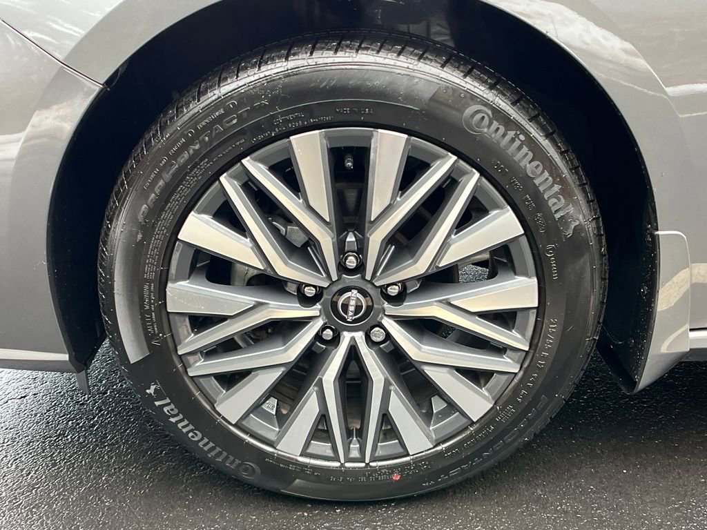 Used 2024 Nissan Altima 2.5 SV image 23
