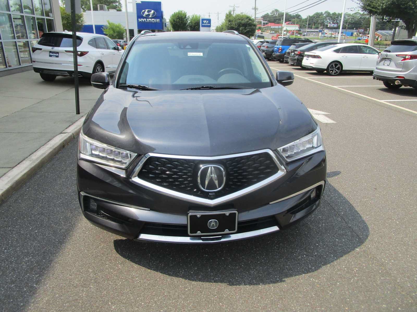 Certified 2019 Acura MDX w/ Advance Package AWD/4WD image 3