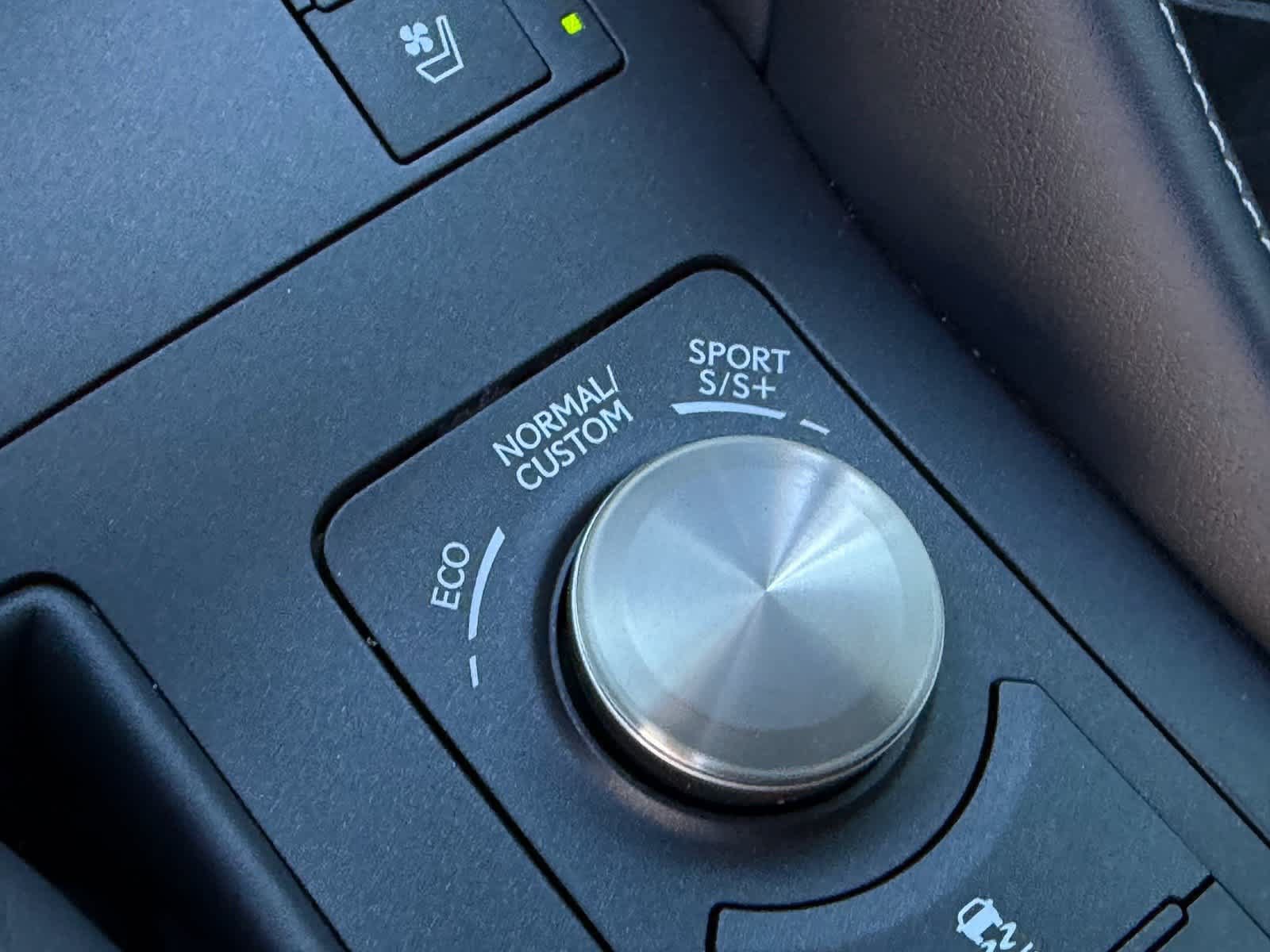 Used 2019 Lexus RC 350 F Sport w/ Accessory Package RWD image 27